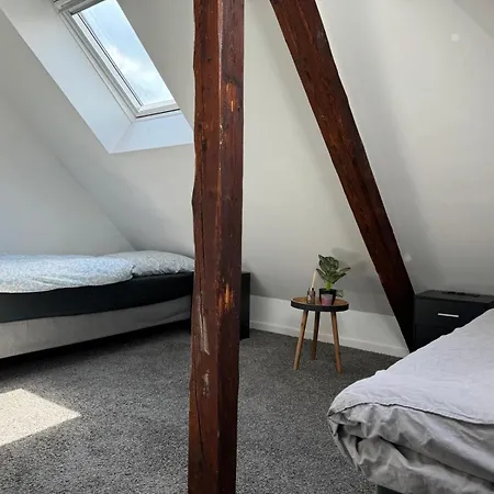 Apartment Nathanael Mit Kueche, Wlan & 4 Schlafzimmern *