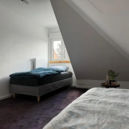 Apartment Nathanael Mit Kueche, Wlan & 4 Schlafzimmern
