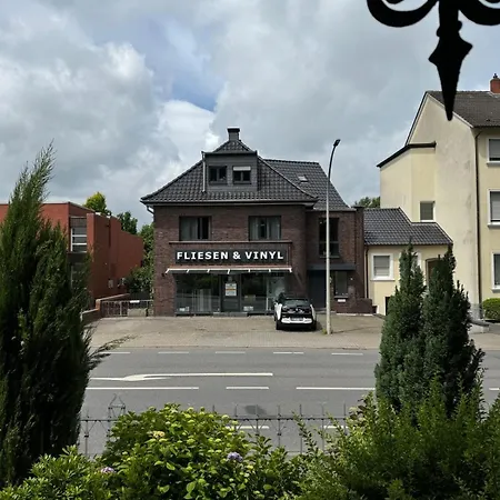 Nathanael Mit Kueche, Wlan & 4 Schlafzimmern Apartment