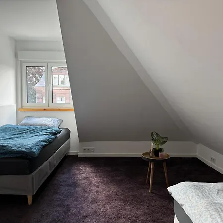 Apartment Nathanael Mit Kueche, Wlan & 4 Schlafzimmern *