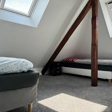 Nathanael Mit Kueche, Wlan & 4 Schlafzimmern Apartment