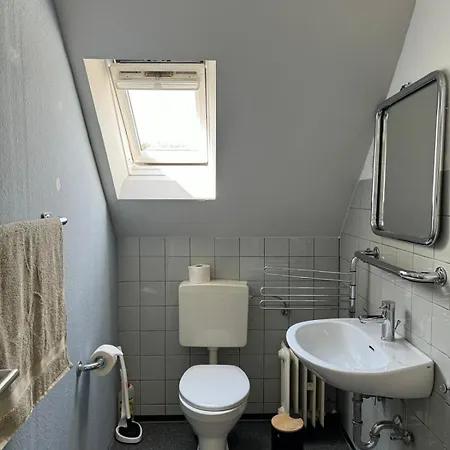 Apartment Nathanael Mit Kueche, Wlan & 4 Schlafzimmern *