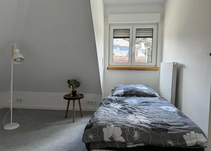 公寓 Nathanael Mit Kueche, Wlan & 4 Schlafzimmern *